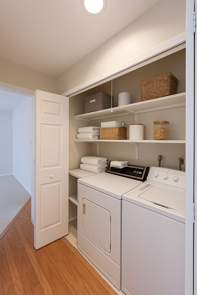 Building Photo - 6 Rittenhouse Ct