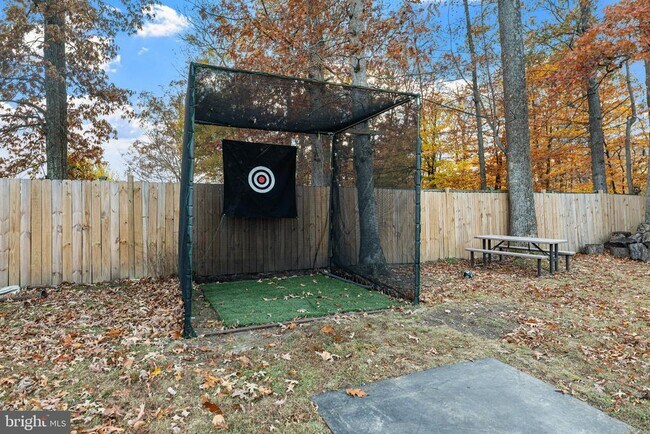 Building Photo - 6910 Ontario St