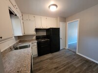 Building Photo - Burtlen House