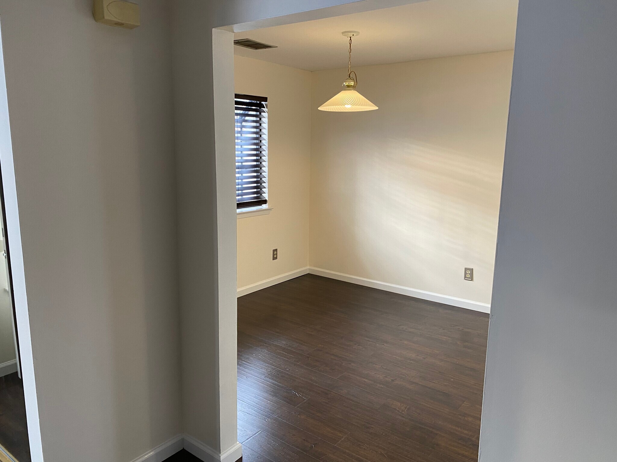 Dining room - 57 Birchwood Rd