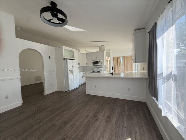 Building Photo - 12268 SW 145th St