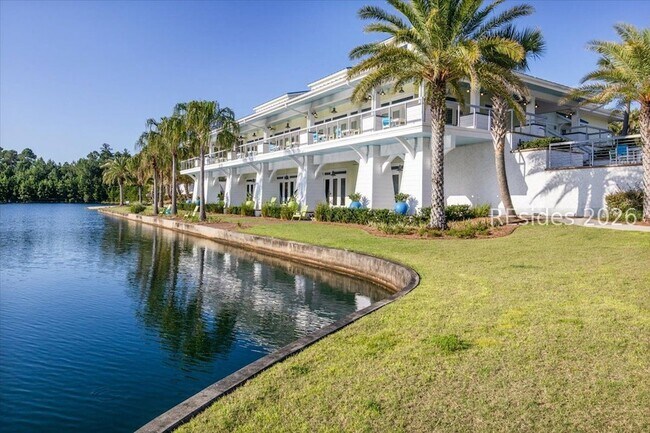 Building Photo - 247 Tropics Ave