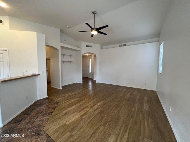 Building Photo - 6647 E Red Hawk St