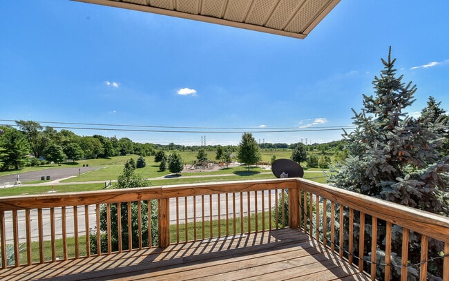 Building Photo - 1855 Tall Oaks Dr