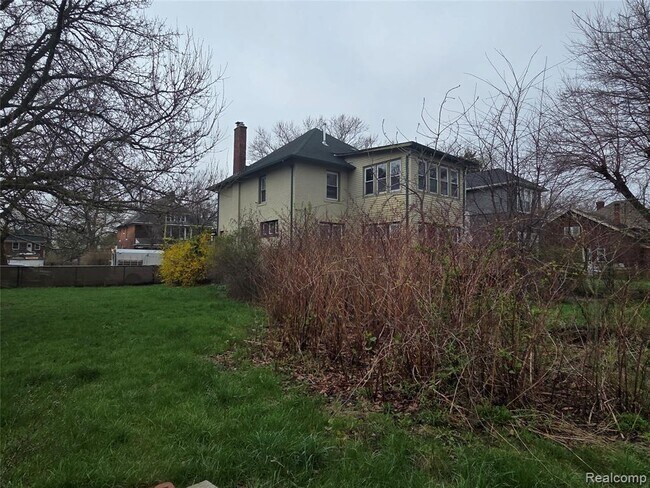 Building Photo - 3254 Hogarth St
