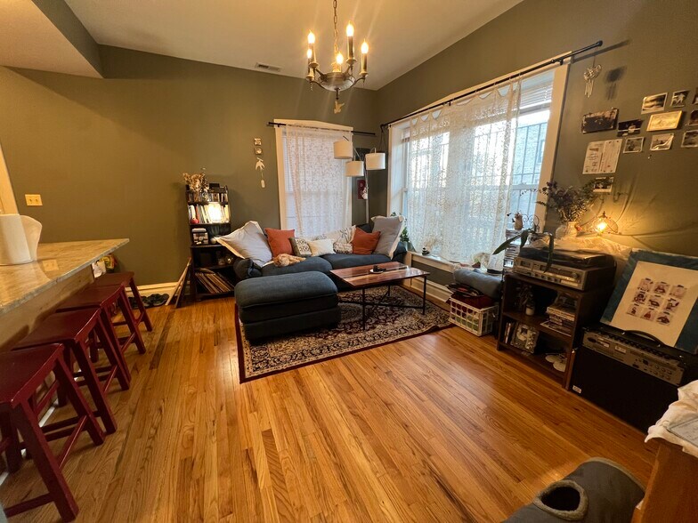 Building Photo - 3541 W Jackson Blvd