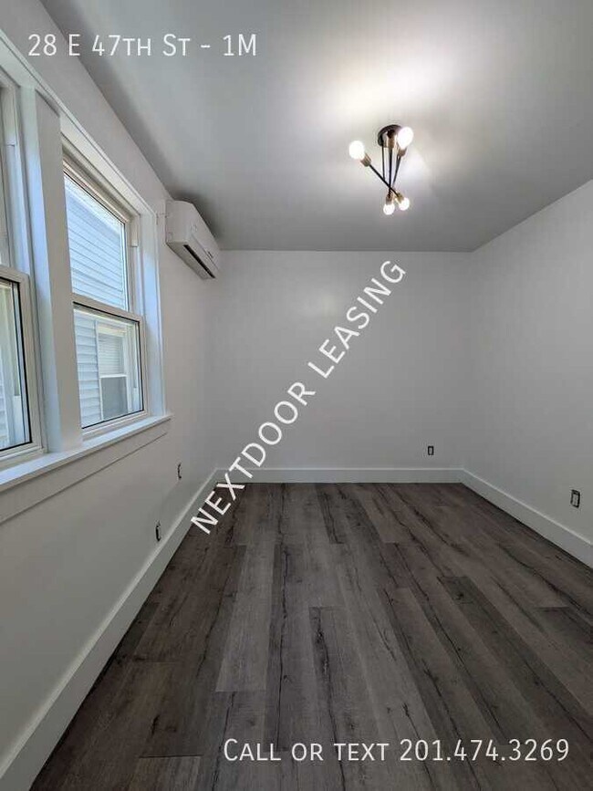 Building Photo - 28 E 47th St