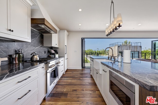 Building Photo - 6711 Wandermere Rd