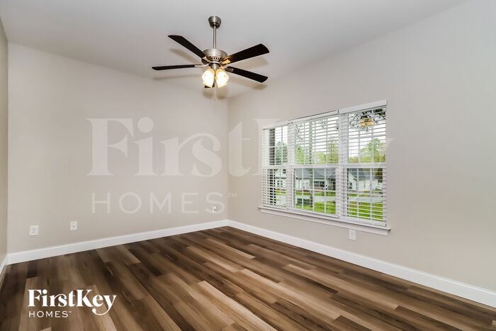 Building Photo - 105 Windstone Dr