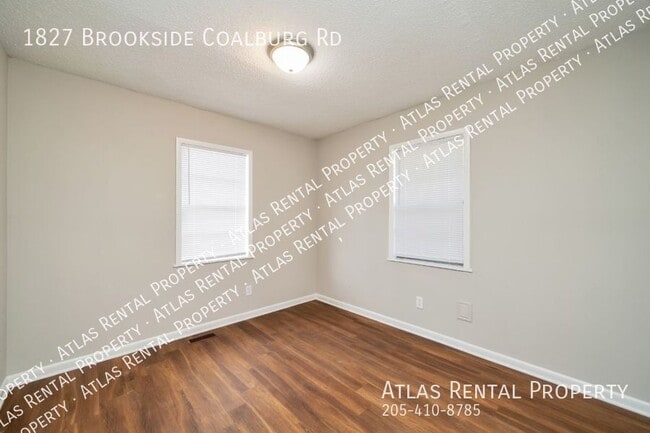 Building Photo - 1827 Brookside Coalburg Rd