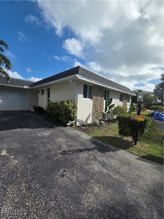 Building Photo - 280 Lanchester Ct