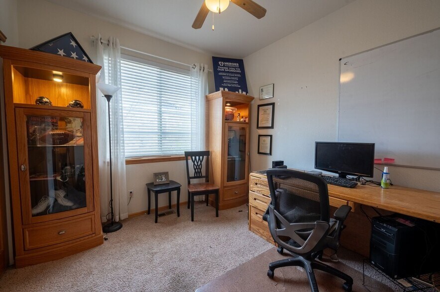 Building Photo - 144 N Duquesne St