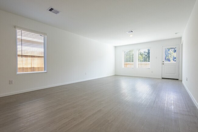 Building Photo - 21210 Newberry Grv Ln