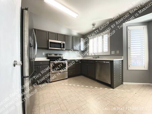 Building Photo - 5719 Ansel Dr