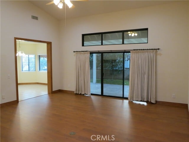 Building Photo - 713 Pamela Cir