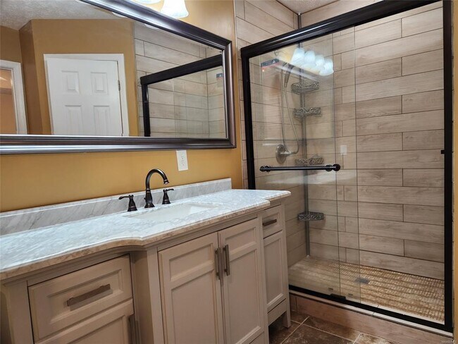 Building Photo - 742 Ryefield Ct