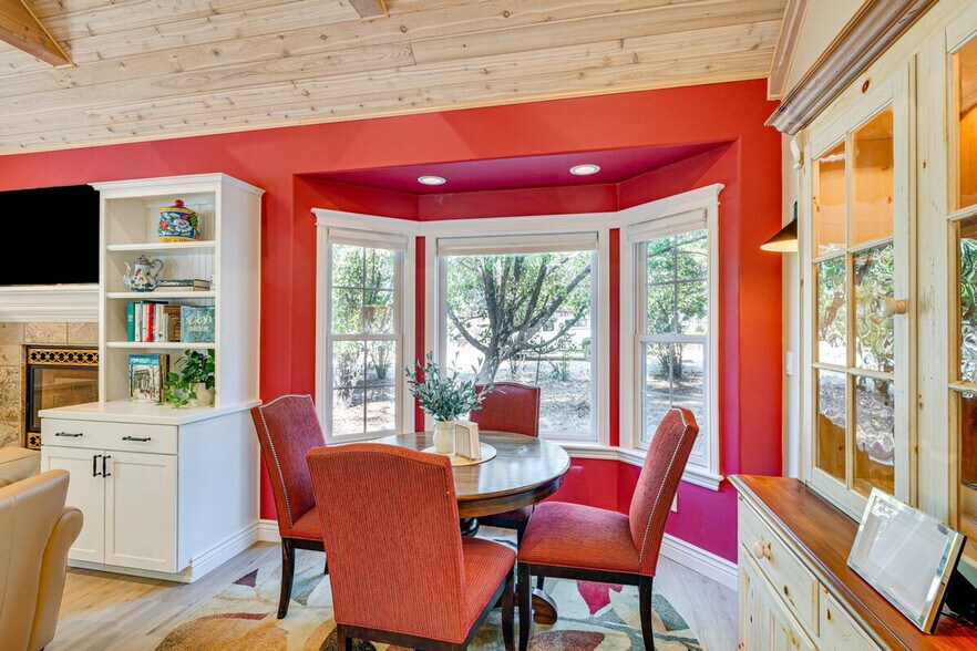 Building Photo - 5700 Winding Way