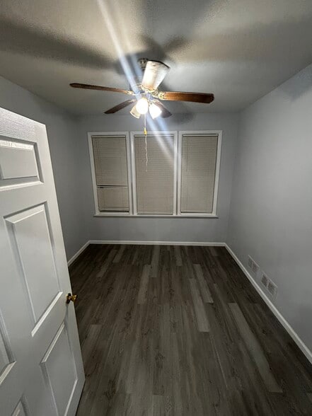 Bed room 2 - 100 Clarke Ave