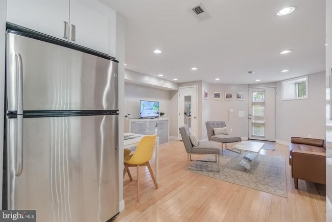 Building Photo - 26 T St NE