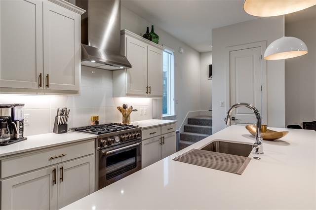 Building Photo - 5703 Lindell Ave