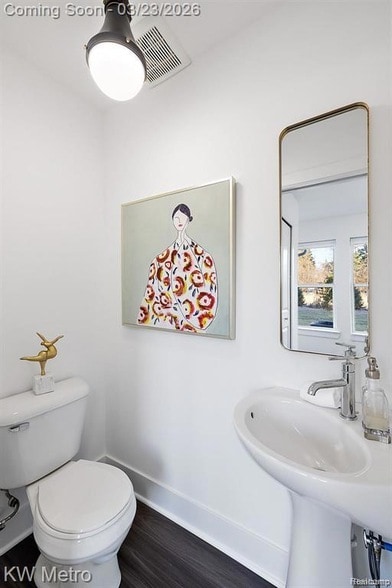 Building Photo - 5931 Stella Dr