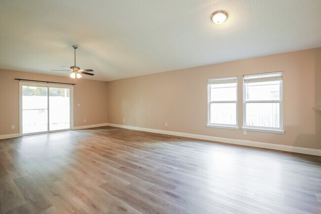 Building Photo - 8041 Byrd Landing Ct