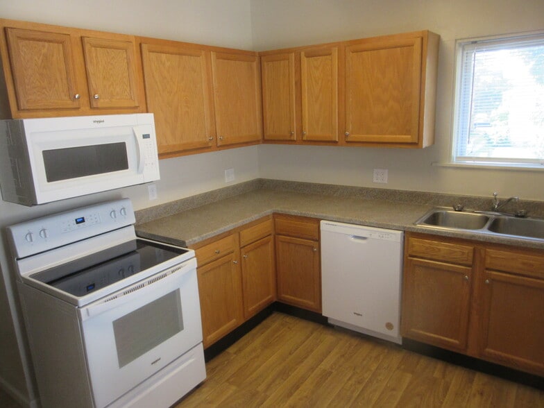 Building Photo - 307 W Columbia Ave