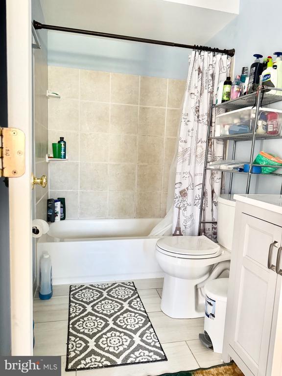 Building Photo - 13612 Lindendale Rd