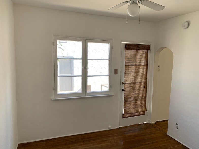 Building Photo - 1645 Sargent Pl