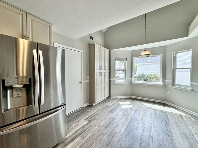 Building Photo - Ready 06-17-26 in Sawyers Mill - Ranch Home w/Loft On Cul-De-Sac! Pet Friendly - Grassfield High ...