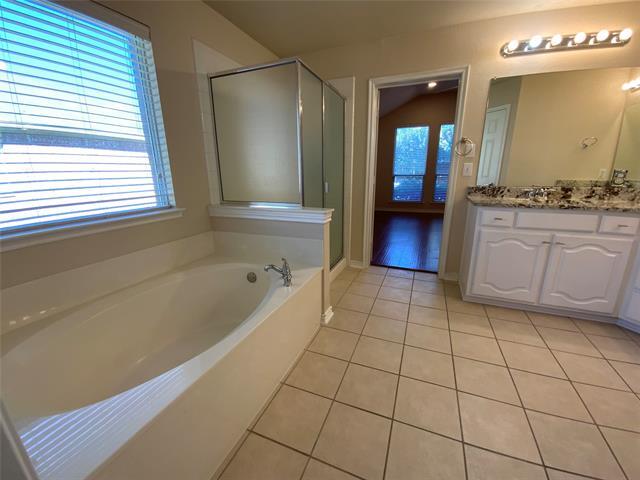 Building Photo - 15555 Appaloosa Dr