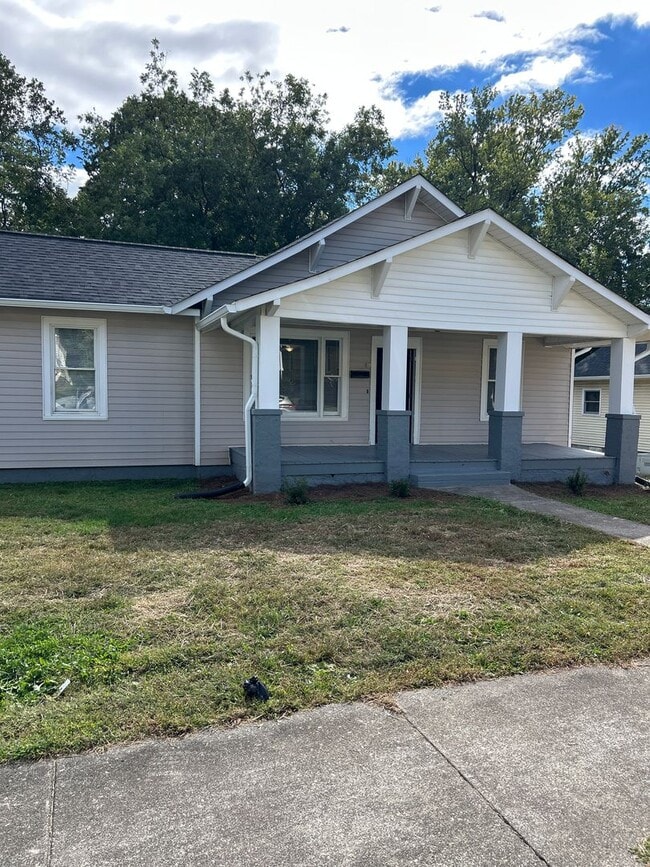 Building Photo - 1234 NE 20th St