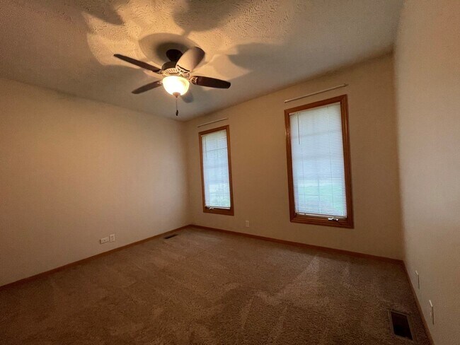 Building Photo - 4014 Buccaneer Blvd