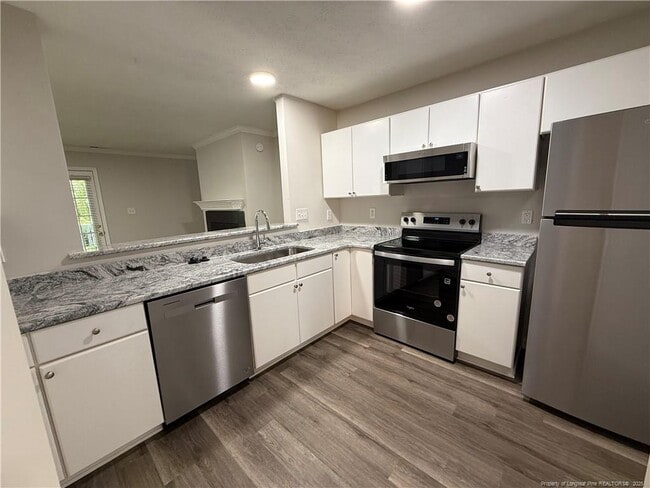 Building Photo - 340 Bubble Creek Ct