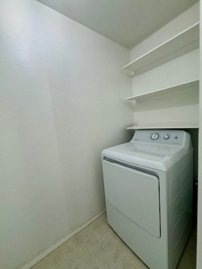 Building Photo - 77X Four-Plex