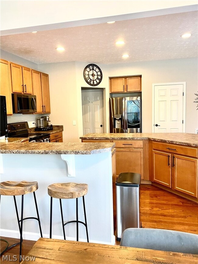 Building Photo - 5001 Hidden Hollow Ct