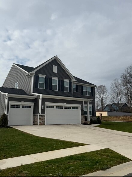 Building Photo - 795 Goodland Cir NW