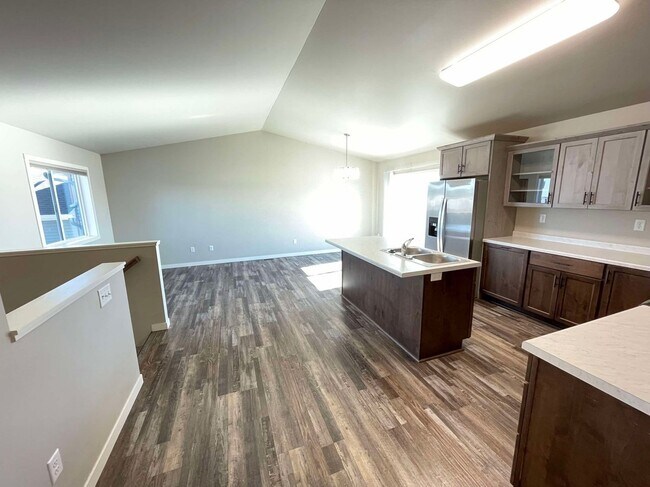 Building Photo - APPLICATION PENDING