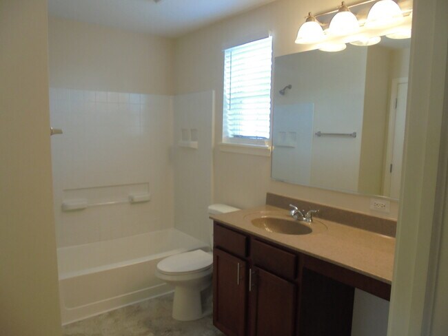 Building Photo - 32454 Rushmore Ave