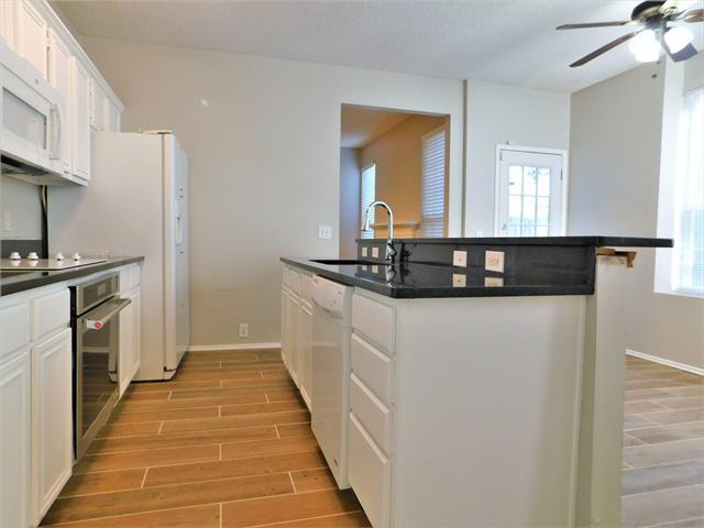 Building Photo - 1808 Ingleside Dr
