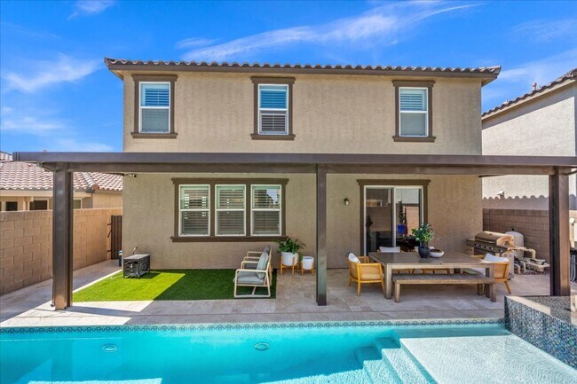 Building Photo - 7014 Solano Cyn Ave
