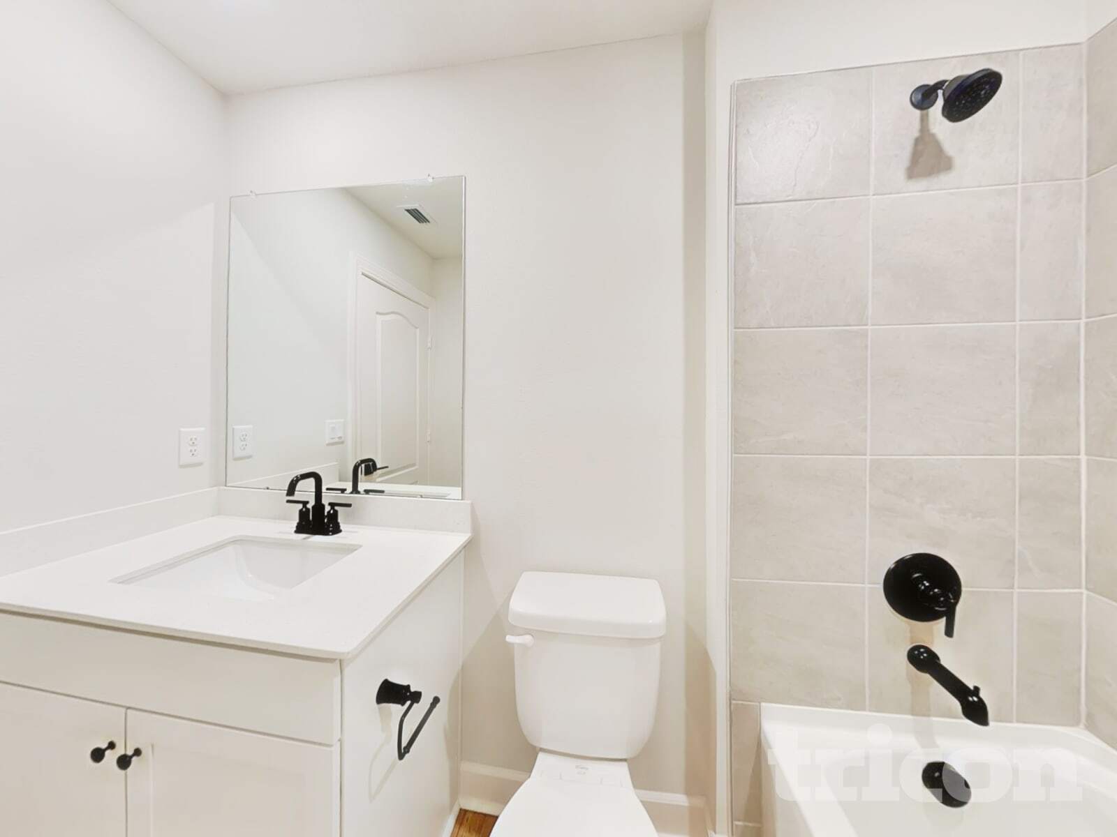 Building Photo - 895 Morgans Treasure Rd