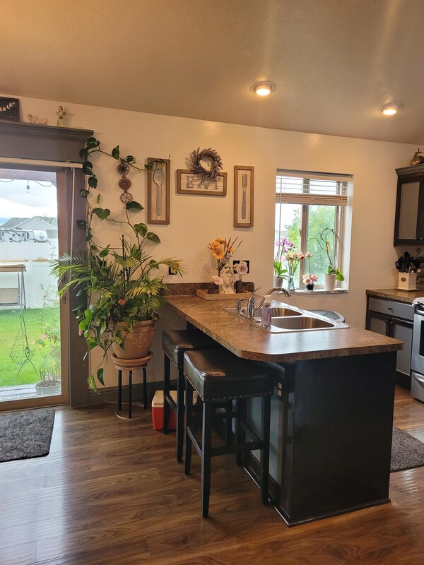 Building Photo - 3736 Marble Dr