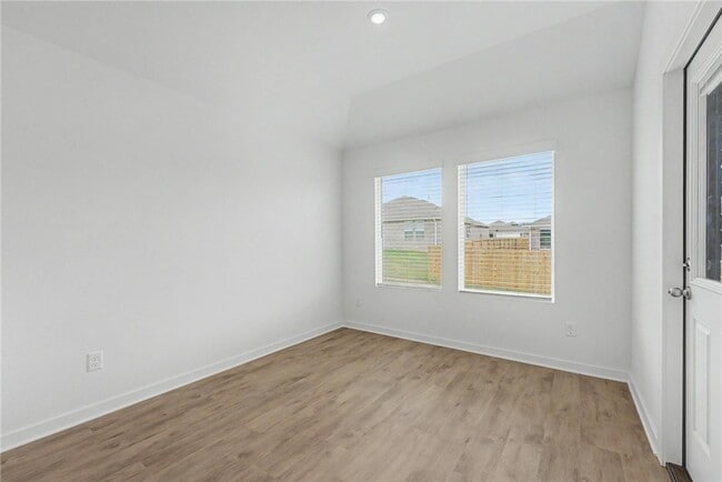 Building Photo - 3070 Rosalee Ln
