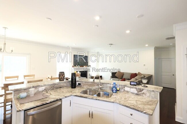 Building Photo - 15507 Morocco Ln