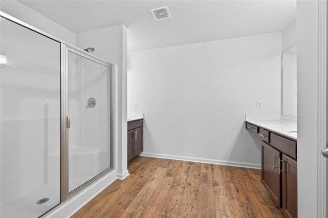 Building Photo - 5524 Garens Way