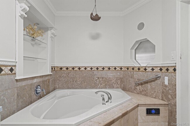 Building Photo - 44 Decatur St