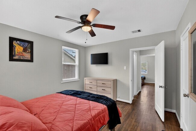 Building Photo - 3863 Arbor St