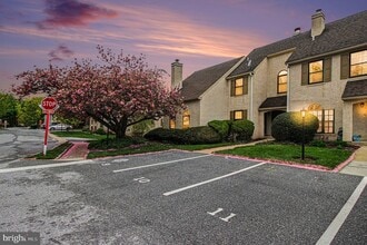 Building Photo - 3402 Keswick Way