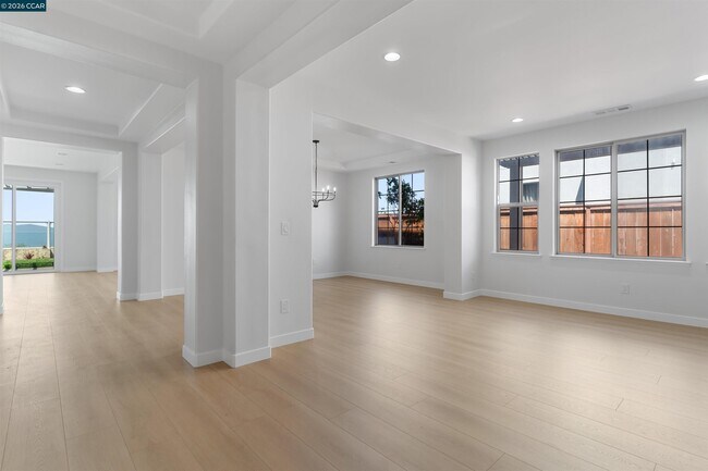 Building Photo - 1105 Rock Harbor Point